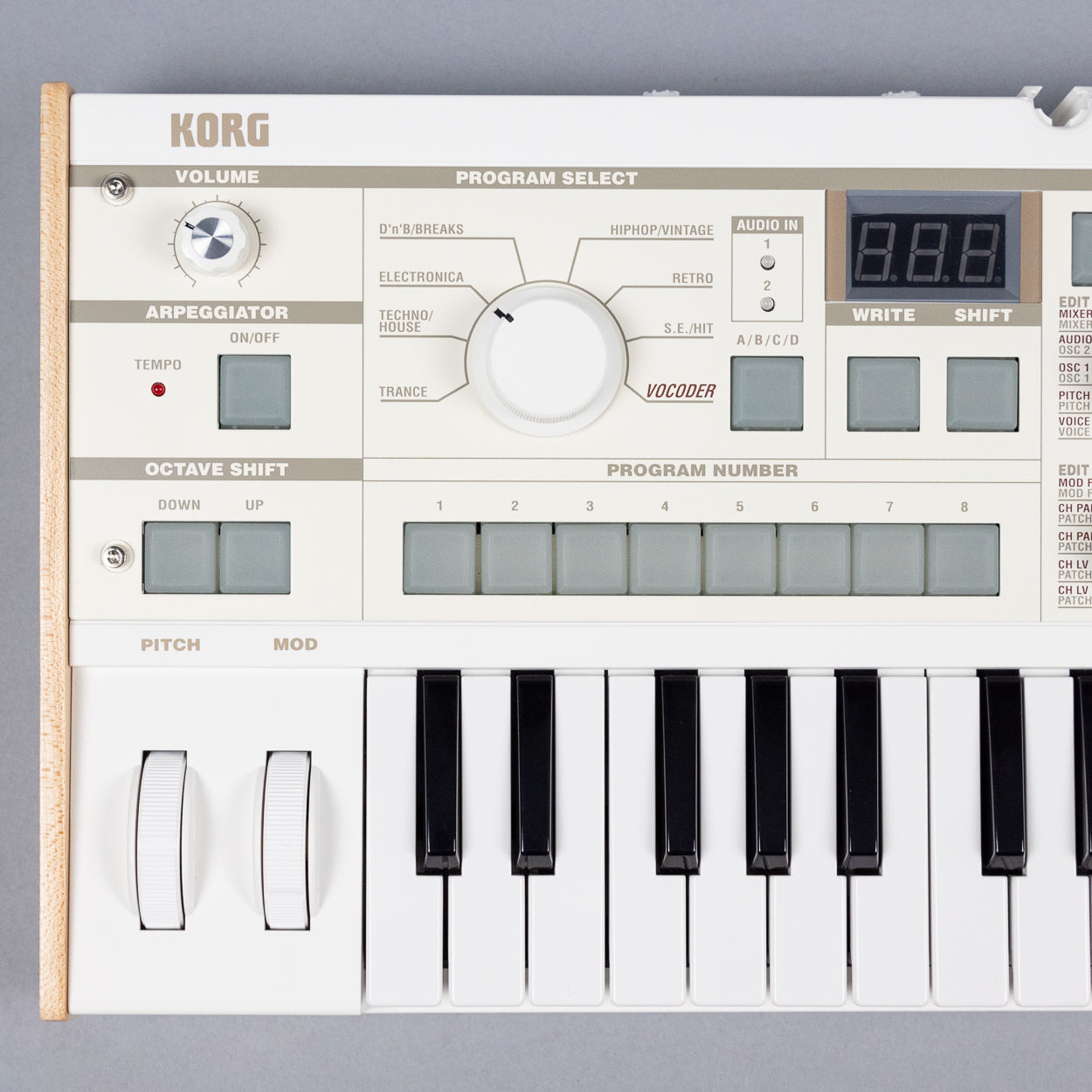 Korg microKORG S Synthesizer / Vocoder