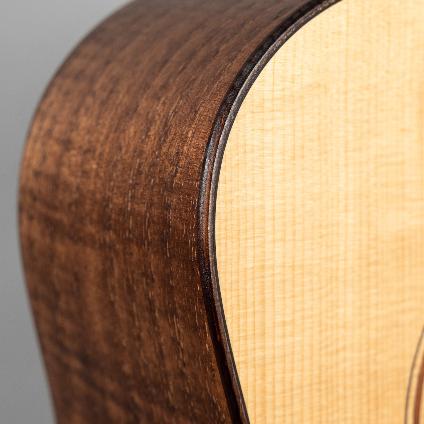 Taylor GTe Grand Theater Urban Ash Acoustic/Electric Guitar