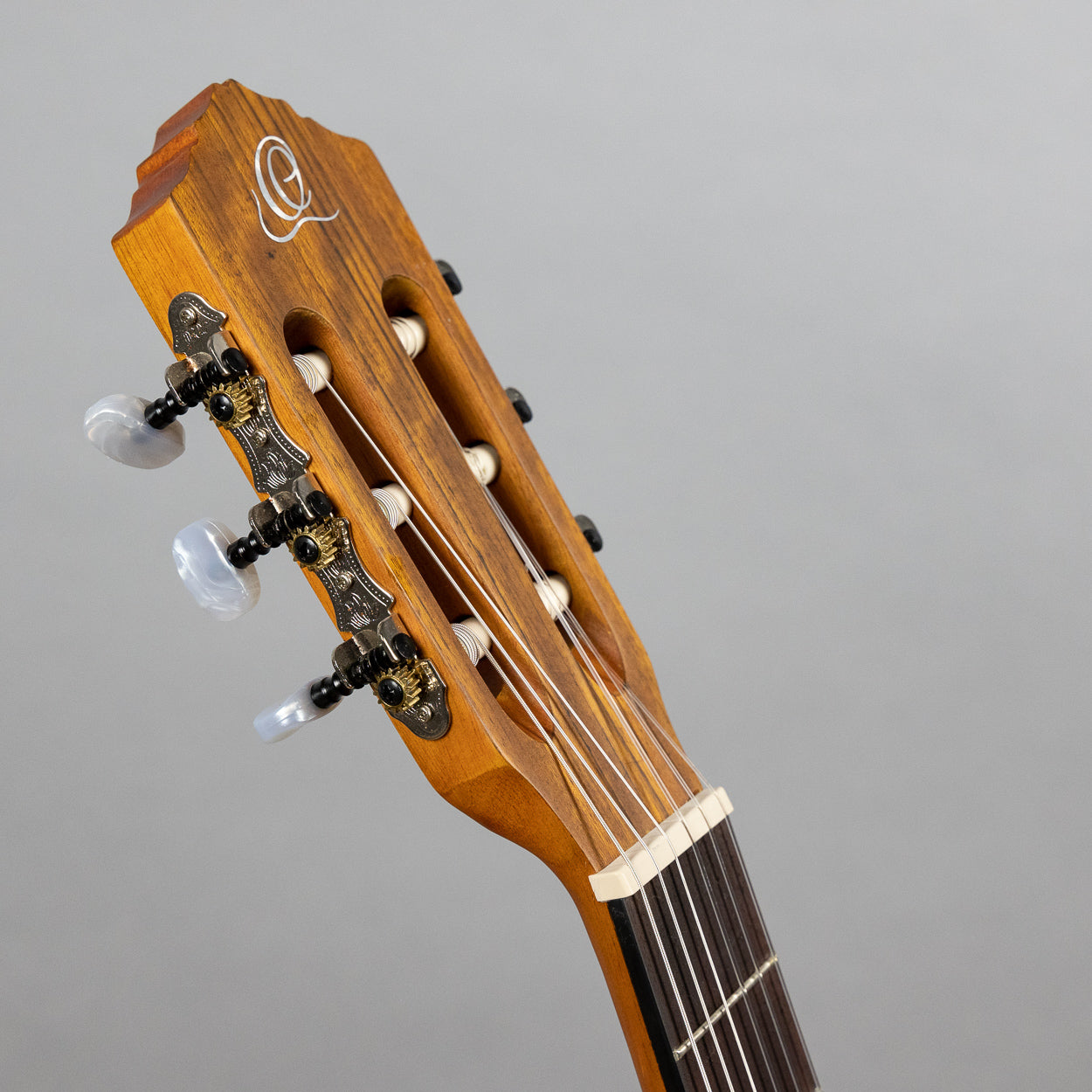Ortega R122 Family Series Nylon String Guitar