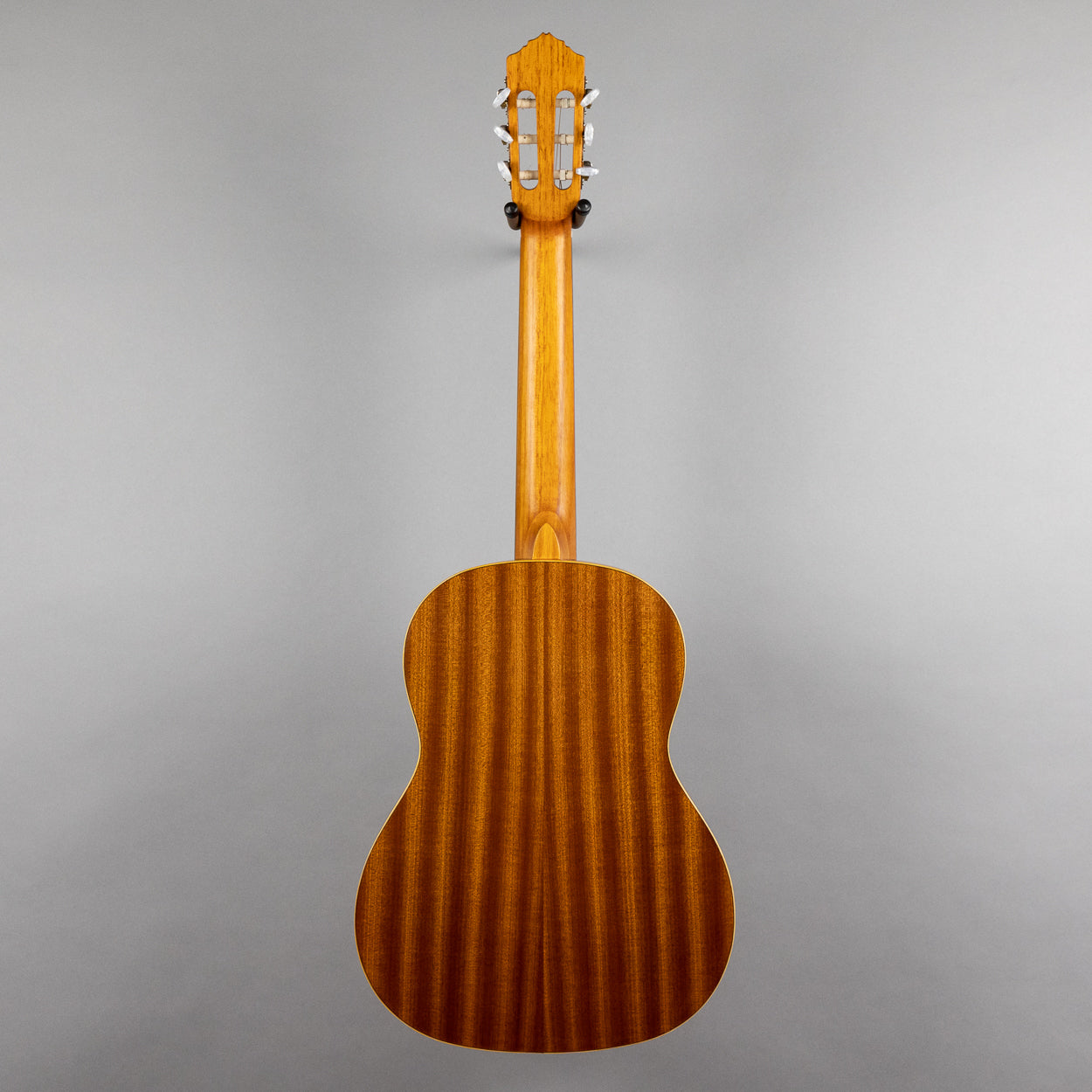 Ortega R122 Family Series Nylon String Guitar