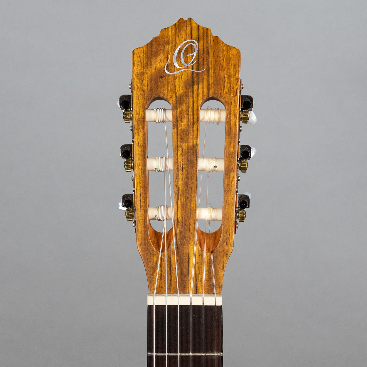 Ortega R122 Family Series Nylon String Guitar