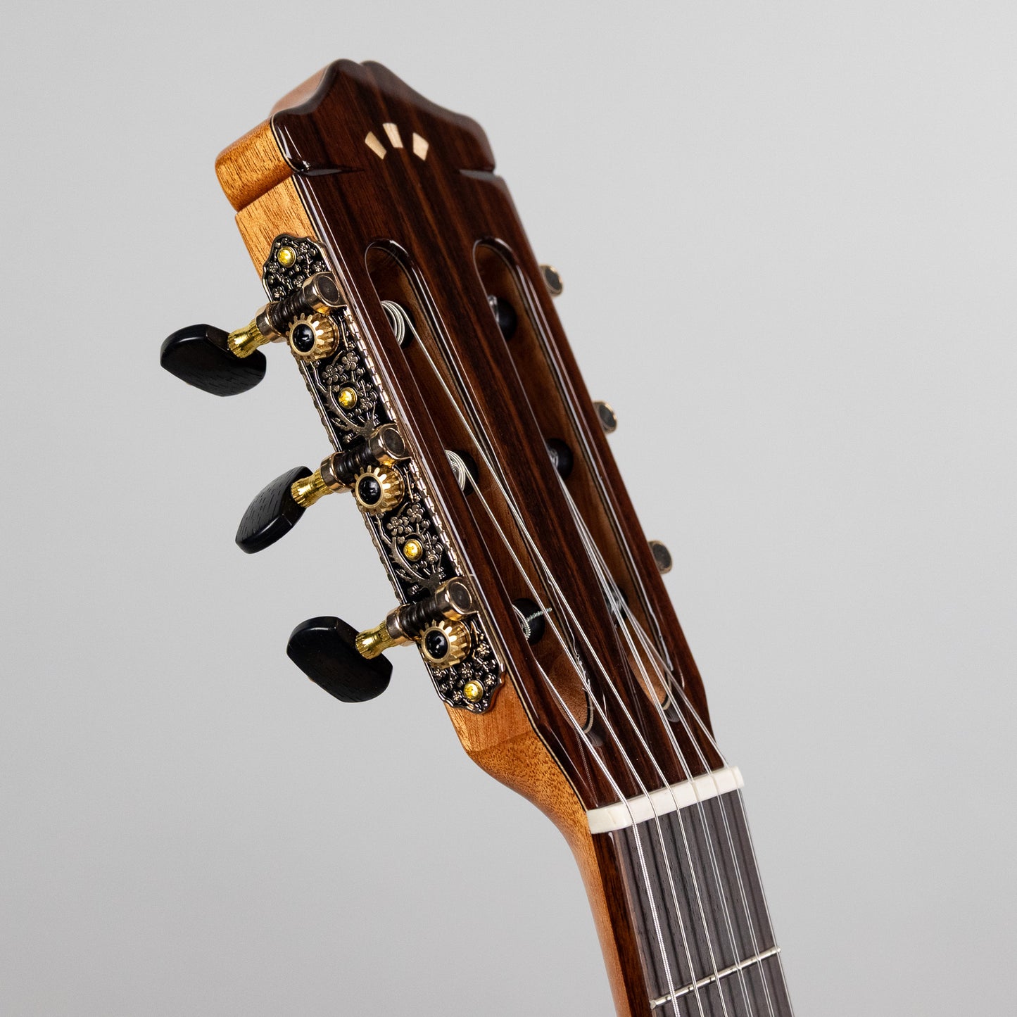 Córdoba C7 CD Classical Guitar, Cedar Top