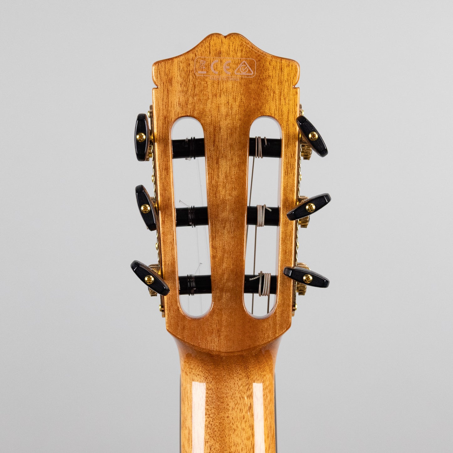 Córdoba GK Studio Negra Classical Guitar