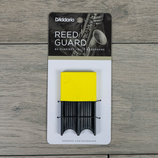 D'Addario Alto Sax/Clarinet Reed Guard, Yellow (Holds 4 Reeds)