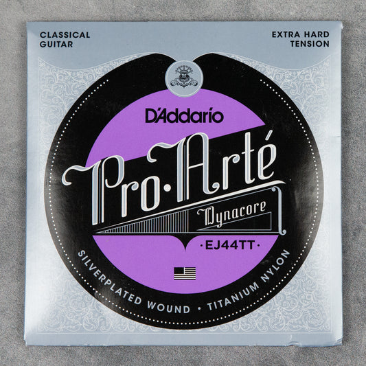 D’Addario EJ44TT Pro-Arté Dynacore Classical Guitar Strings, Extra Hard Tension
