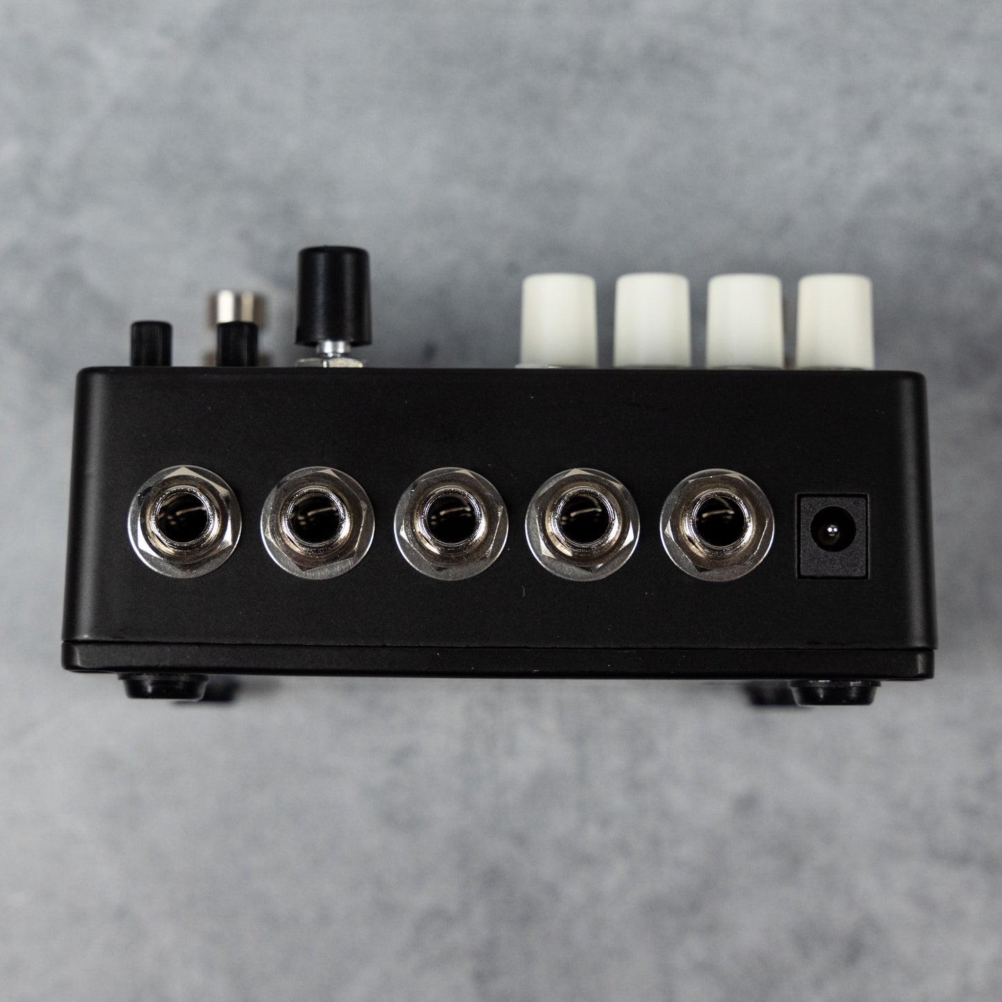 Electro-Harmonix Oceans 12 Dual Stereo Reverb