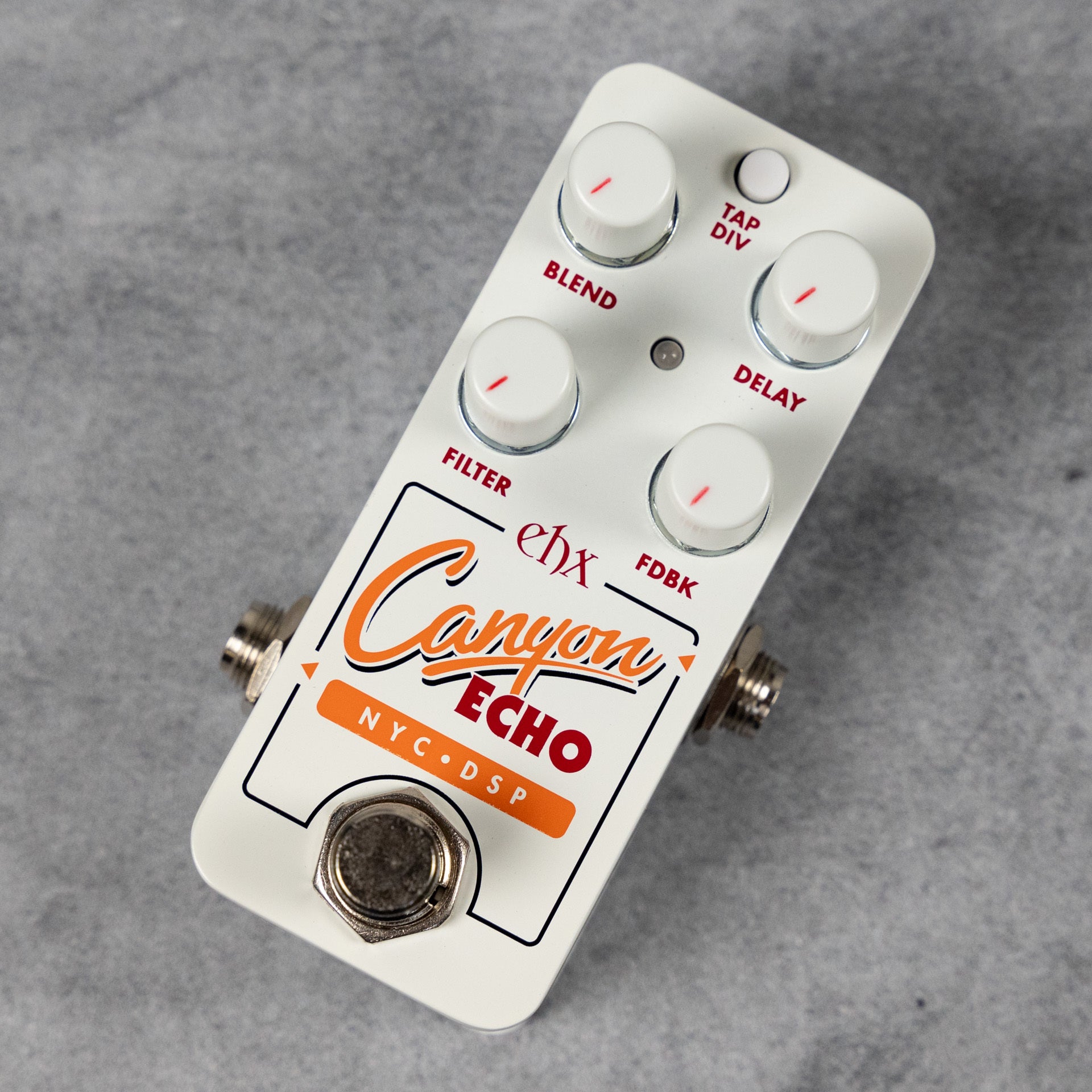 electro harmonix loop pedal Electro-Harmonix Pico Canyon Echo Delay Pedal