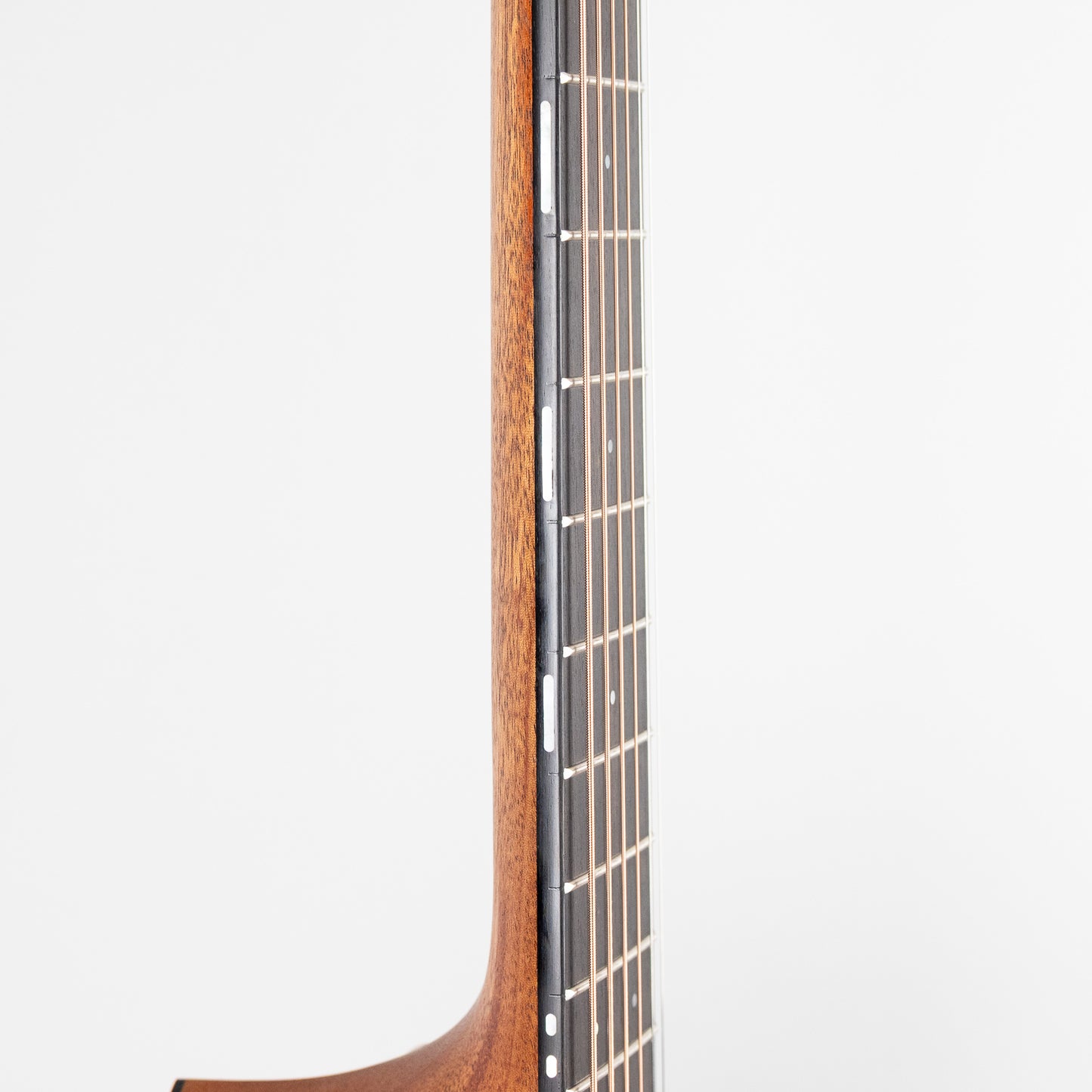 Furch Blue Deluxe Gc-CM a, Western Red Cedar / African Mahogany