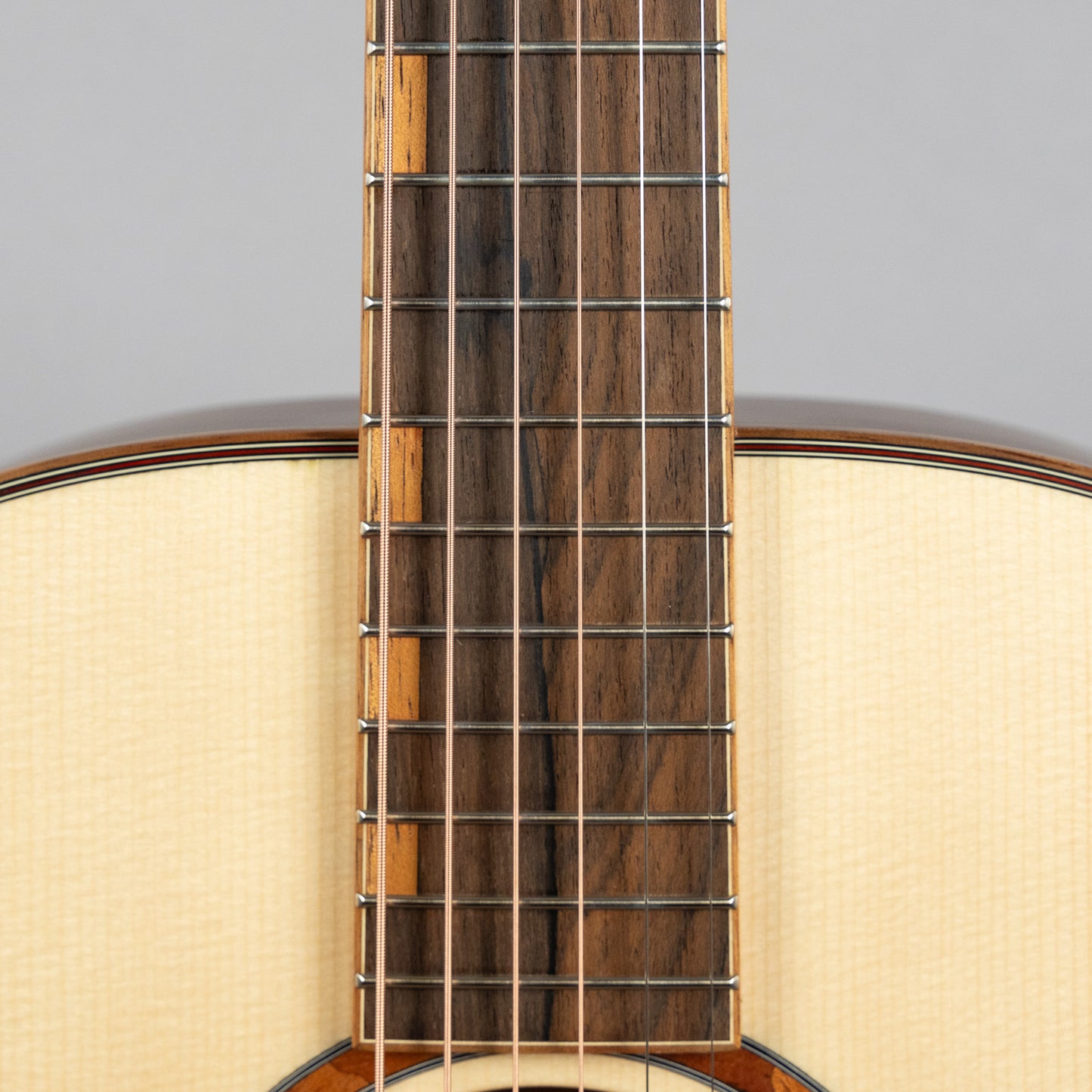 Furch Red Pure OM-LR, Alpine Spruce / Indian Rosewood