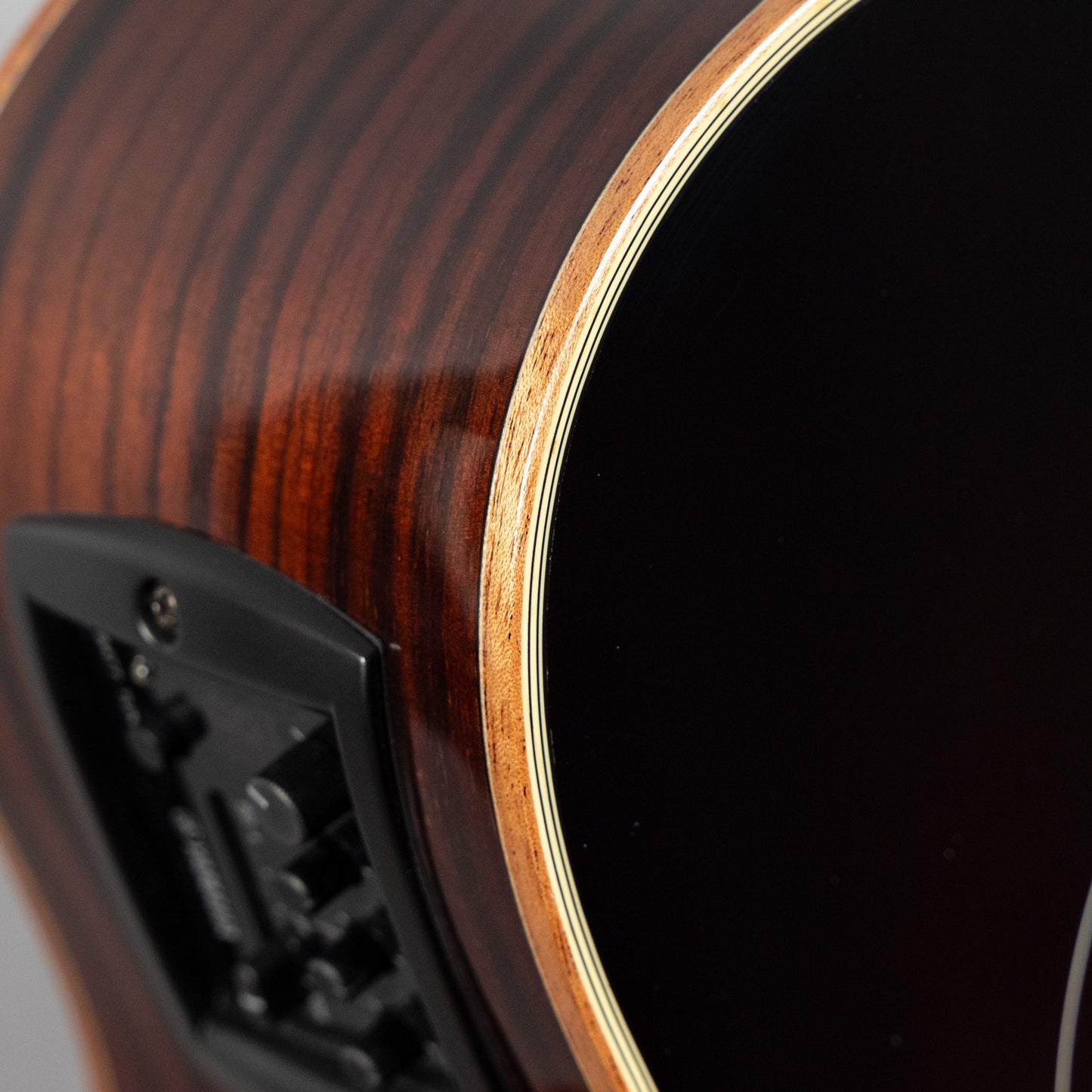 Yamaha AC1R in Tobacco Brown Sunburst (IJH090091)