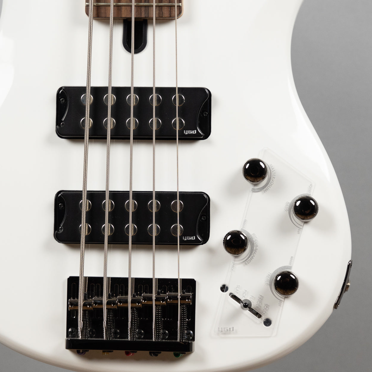 Yamaha TRBX305 5-String Bass in White