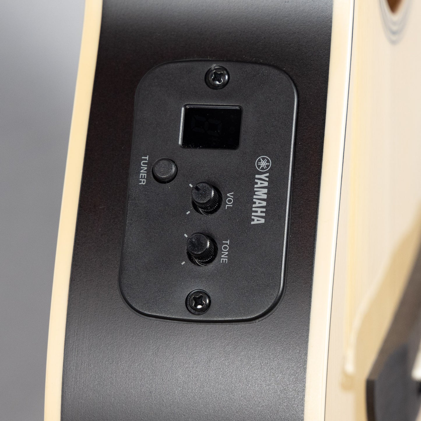 Yamaha APXT2 3/4-Size Acoustic/Electric Guitar in Natural