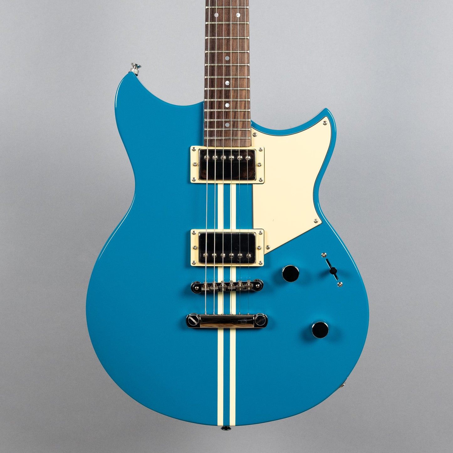 Yamaha RSE20 Revstar Element in Swift Blue