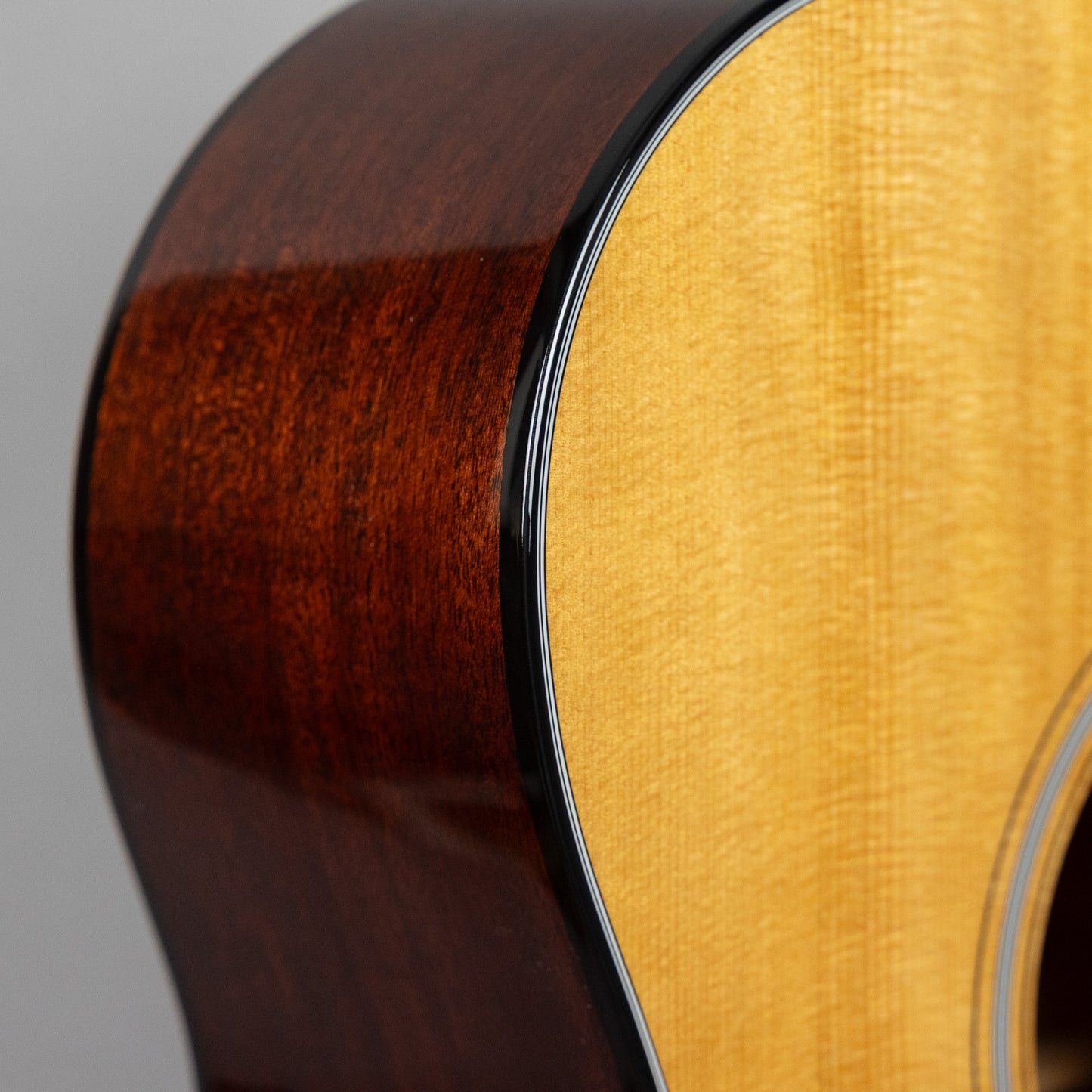 Martin 000E Retro Plus Mahogany Acoustic Guitar