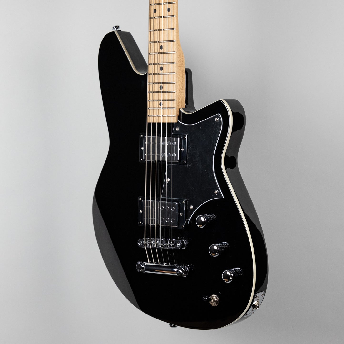 Reverend Descent RA Baritone in Midnight Black