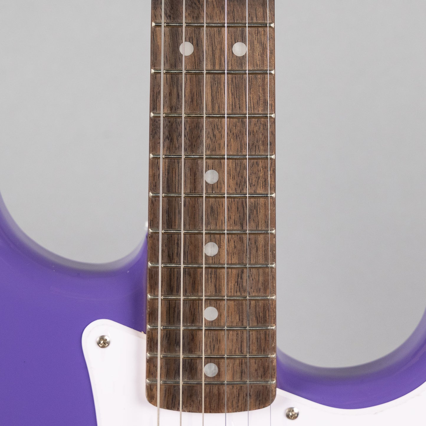 Squier Sonic Stratocaster, Ultraviolet