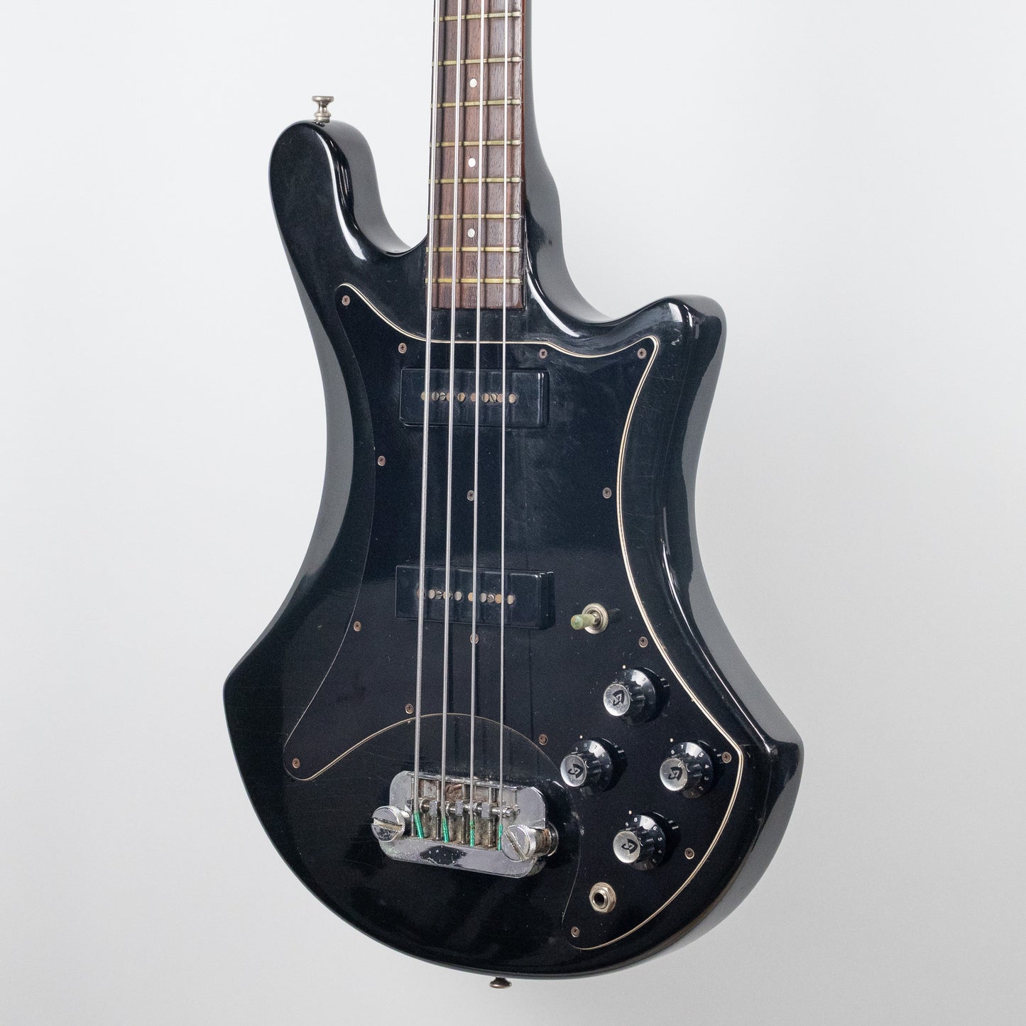 Used Guild B-302 4-String Bass, Black