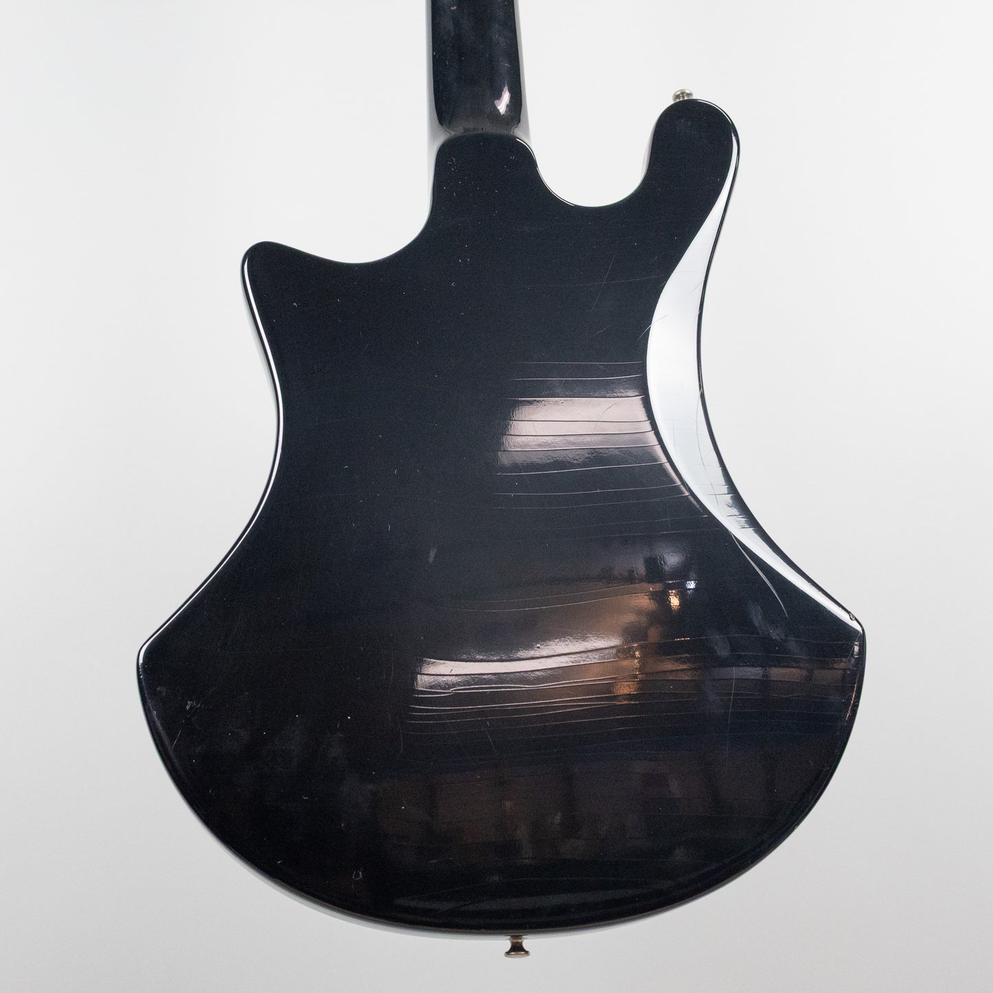 Used Guild B-302 4-String Bass, Black