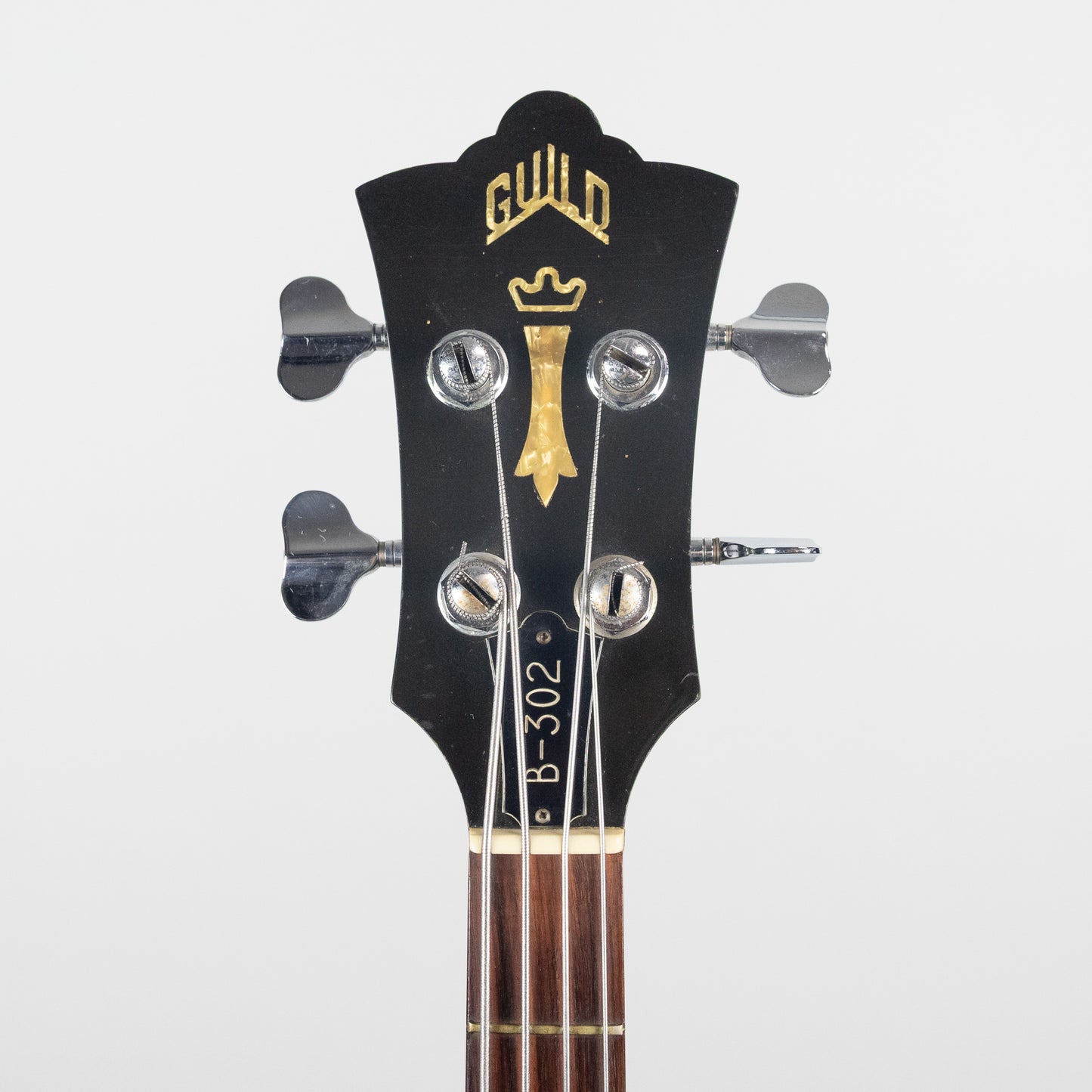 Used Guild B-302 4-String Bass, Black