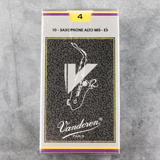 Vandoren V12 Alto Sax Reeds, Strength 4 (Box of 10)