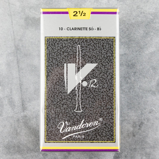Vandoren V12 Bb Clarinet Reeds, Strength 2.5 (Box of 10)