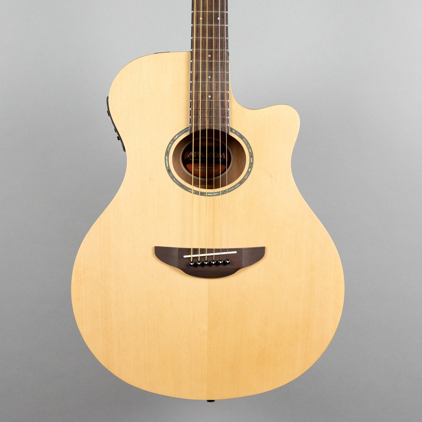 Yamaha APX600M Thinline Cutaway Acoustic Guitar, Natural Satin