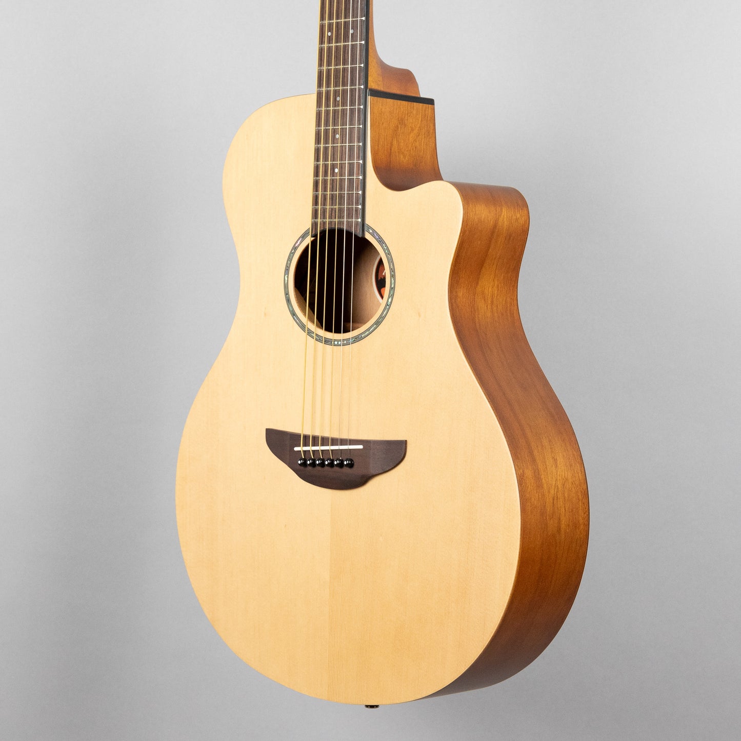 Yamaha APX600M Thinline Cutaway Acoustic Guitar, Natural Satin