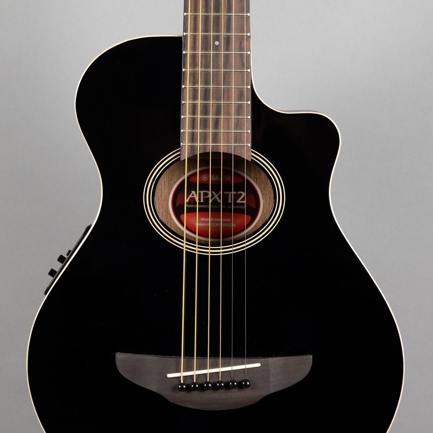 Yamaha APXT2 3/4-Size Acoustic/Electric Guitar, Black