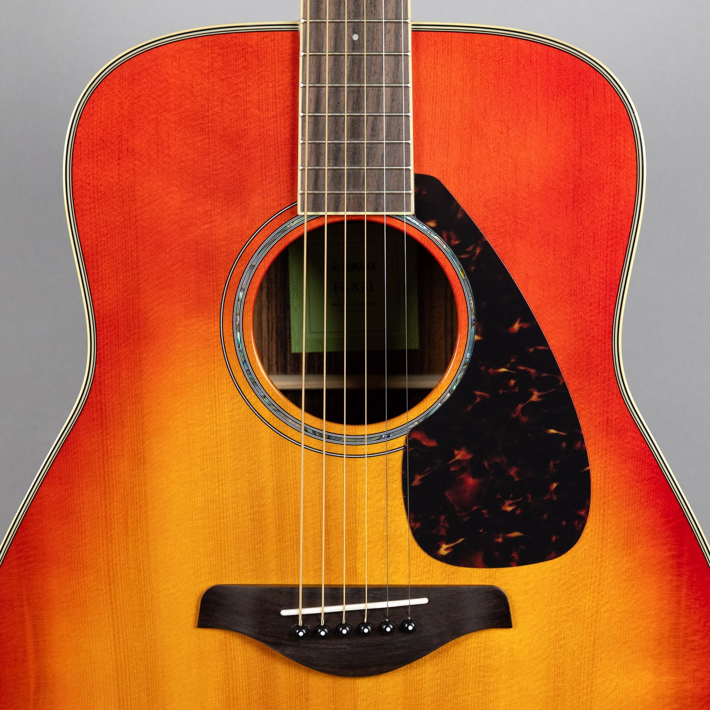 Yamaha FG830 Acoustic Guitar in Autumn Burst