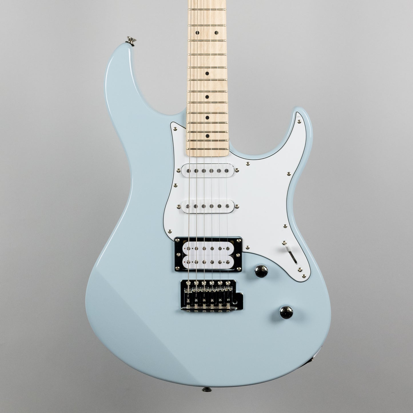 Yamaha PAC112VM Pacifica Electric Guitar in Ice Blue