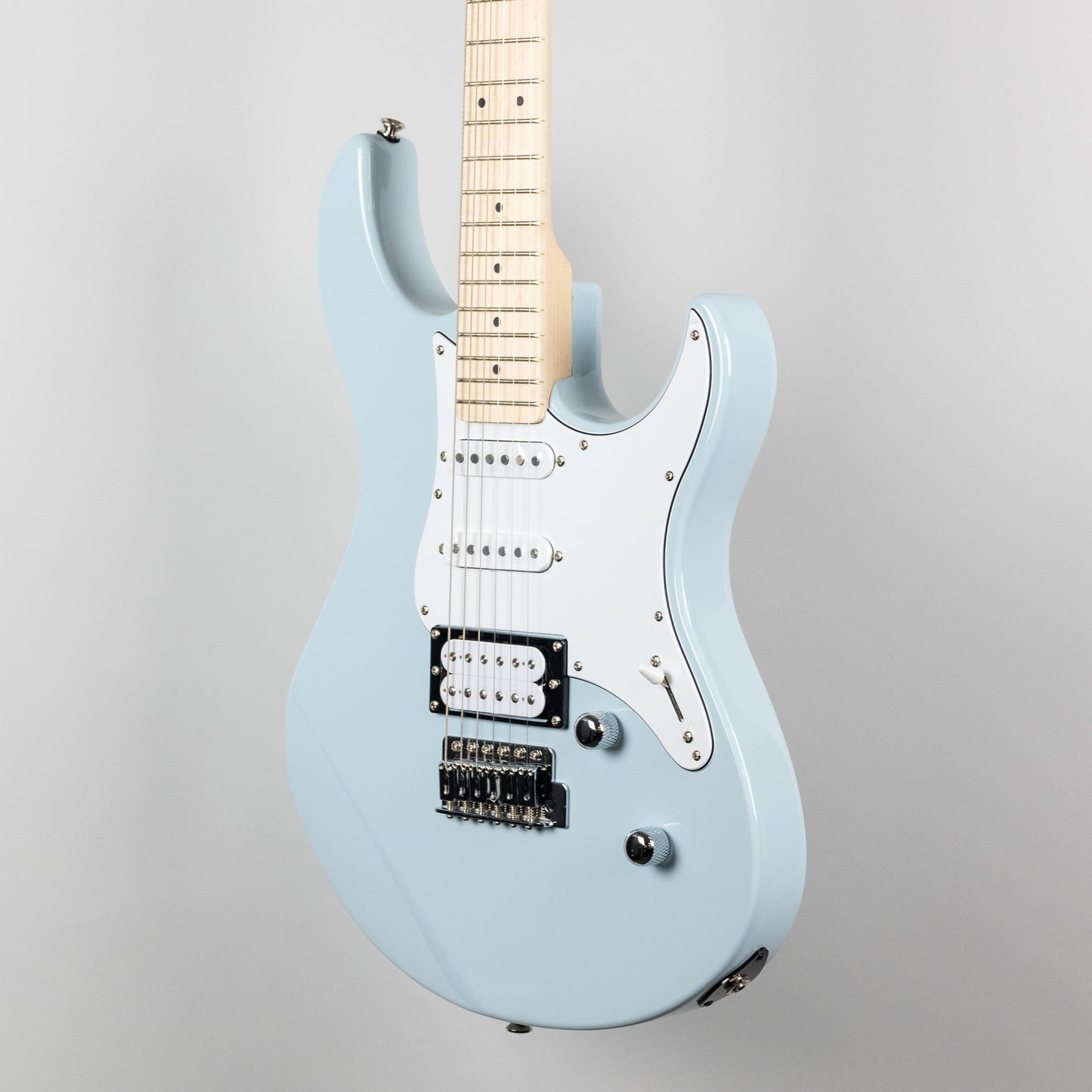 Yamaha PAC112VM Pacifica Electric Guitar in Ice Blue