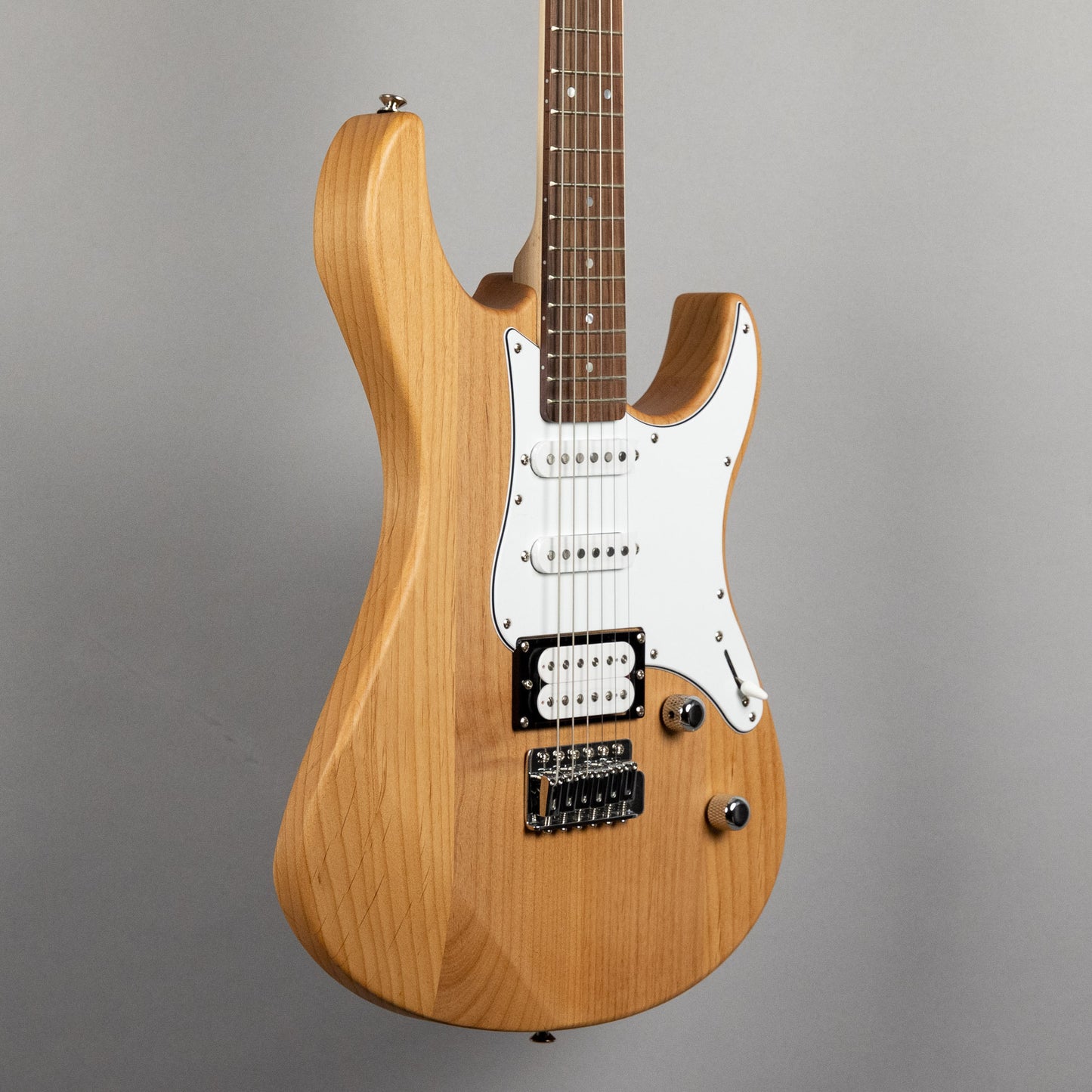 Yamaha PAC112V Pacifica in Yellow Natural Satin