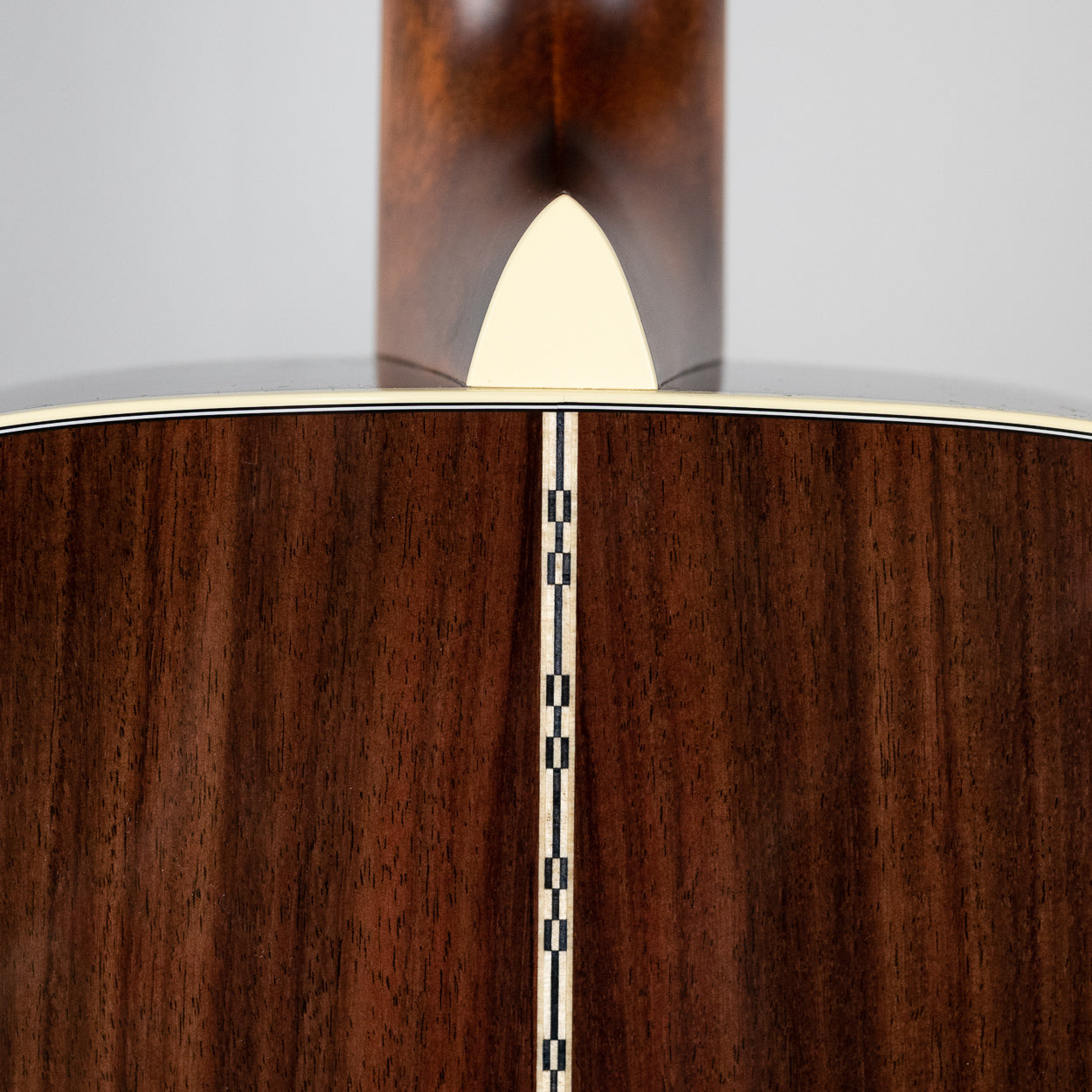 Martin OM-28 Acoustic Guitar (2695163)