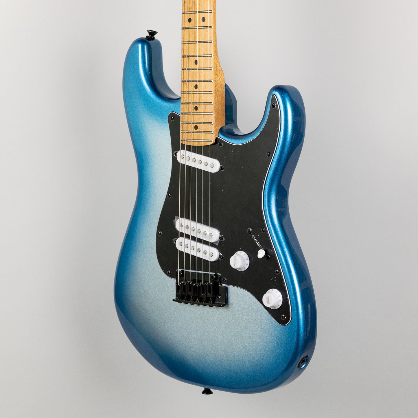 Squier Contemporary Stratocaster Special in Sky Burst Metallic