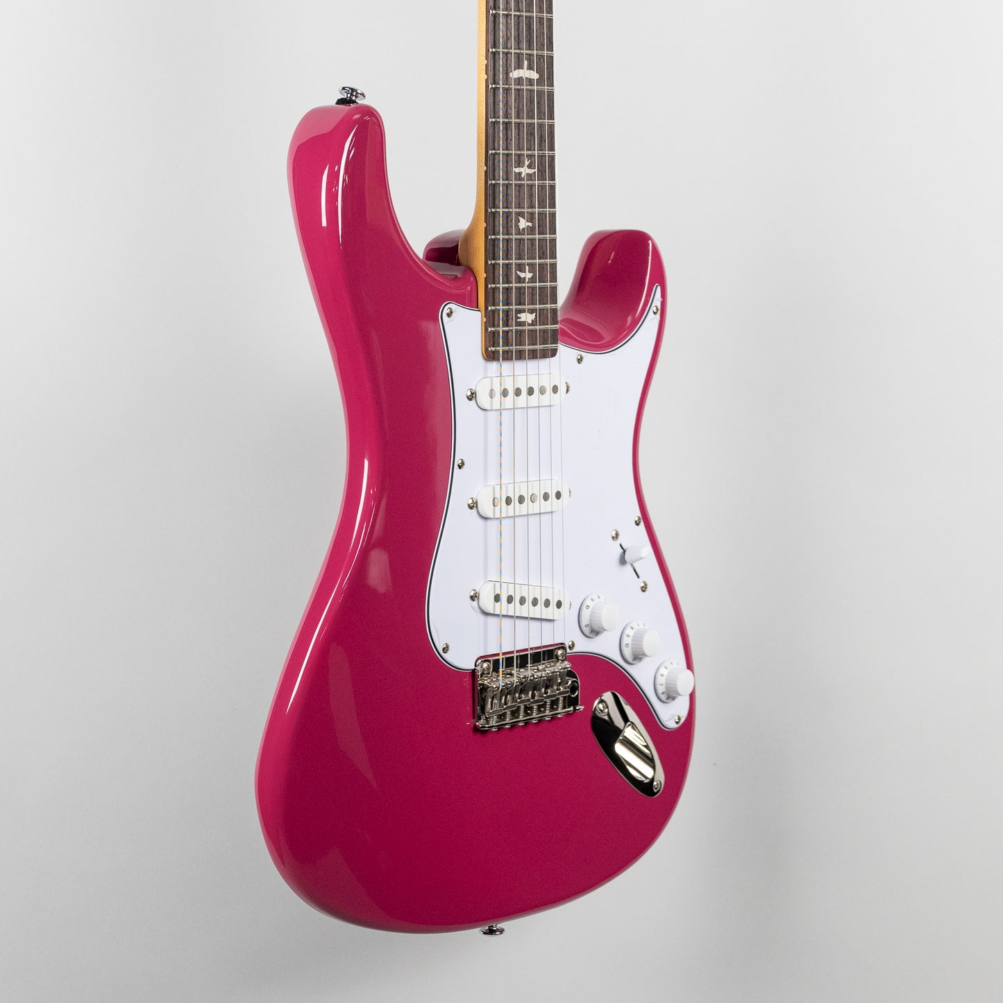 Paul Reed Smith SE Silver Sky in Dragon Fruit (CTID59055)