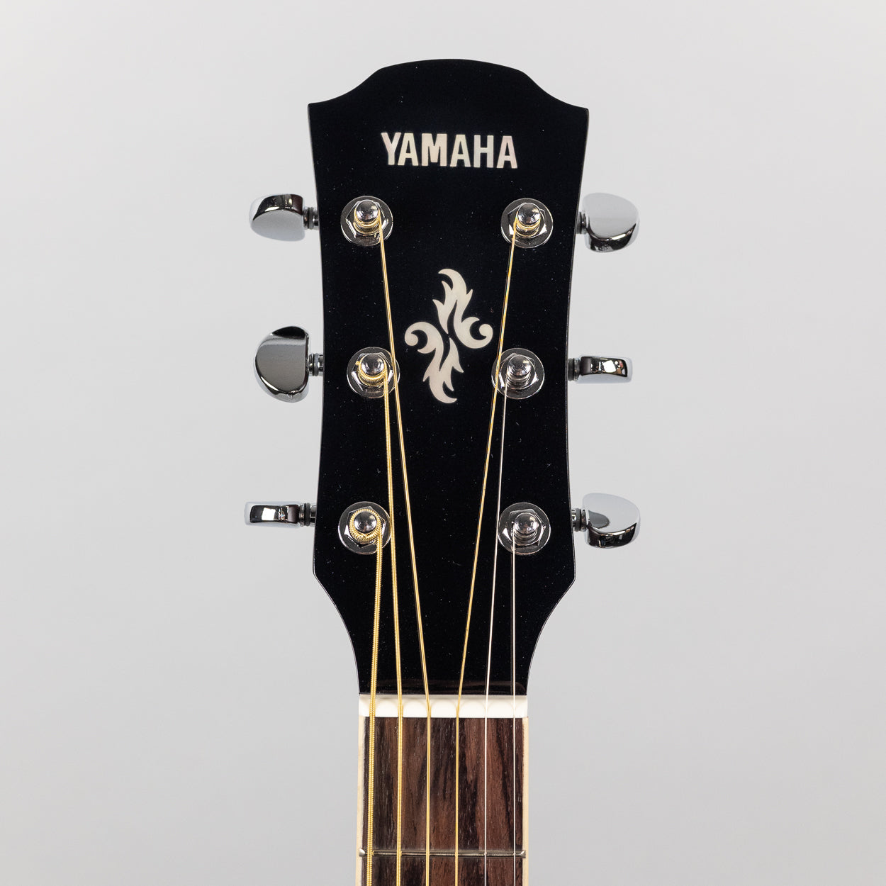 Yamaha APX600 Thinline Acoustic/Electric Guitar, Natural