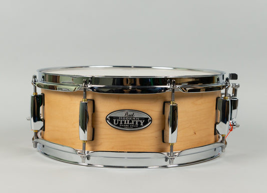 Pearl MUS1350M/C224 Modern Utility 5" x 13" Maple Snare Drum, Matte Natural