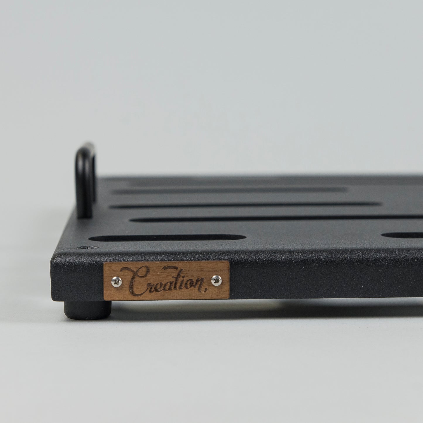 Creation Music Company Aero Series 24x16 Pedalboard Matte Black with Soft Case