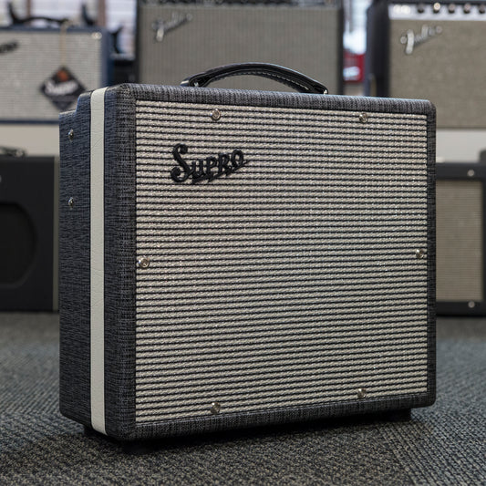 Supro 1610RT Comet Combo Amp (B-Stock)