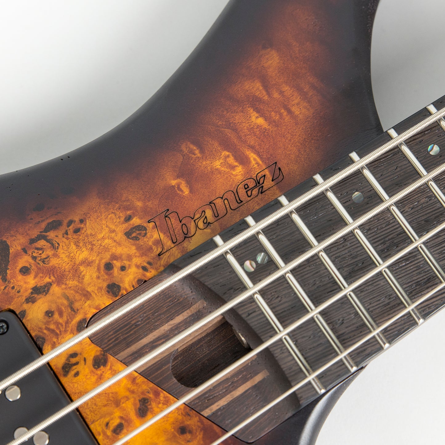 Ibanez EHB1500-DEF Headless 4-String Bass Guitar in Dragon Eye Burst Flat