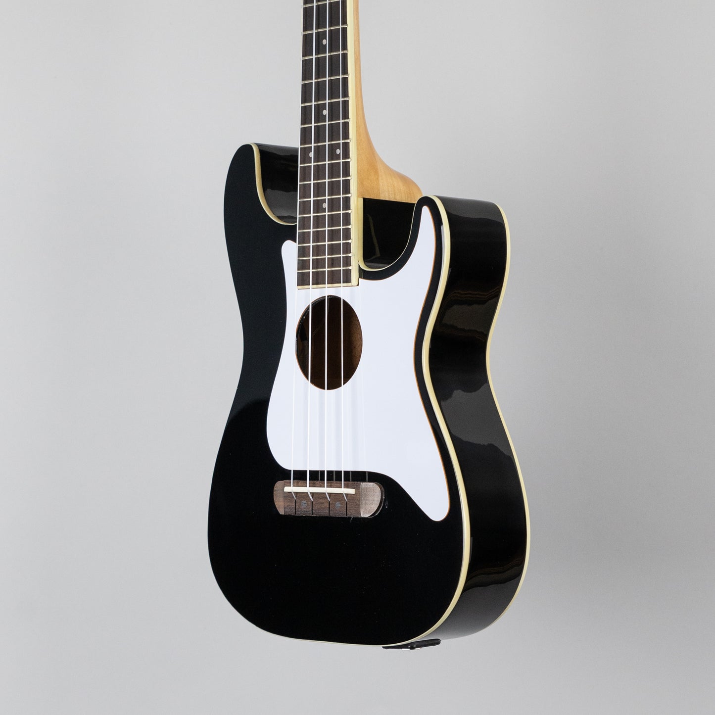 Fender Fullerton Strat Ukulele in Black