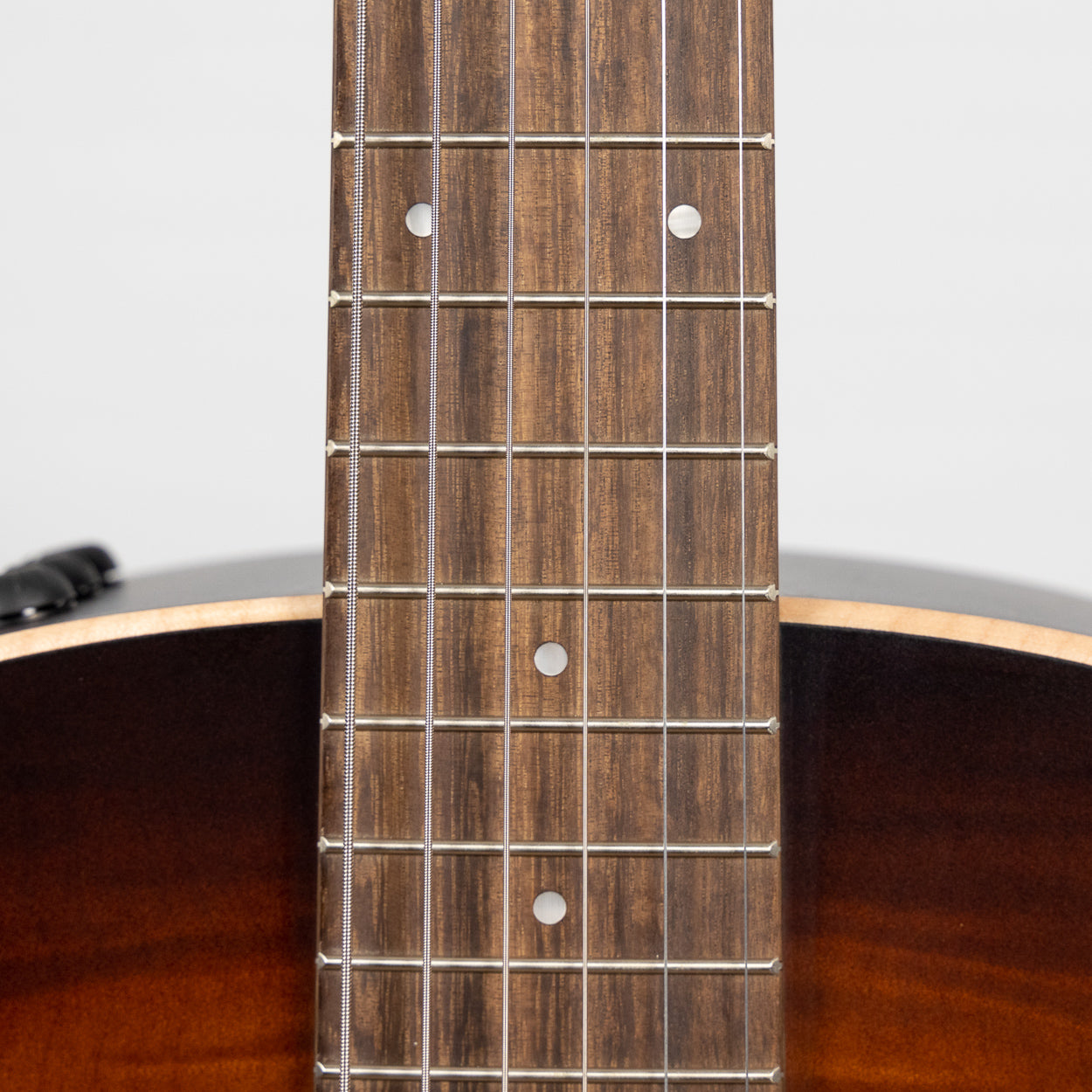 Taylor American Dream Series AD27e Flametop (SN1202093069)