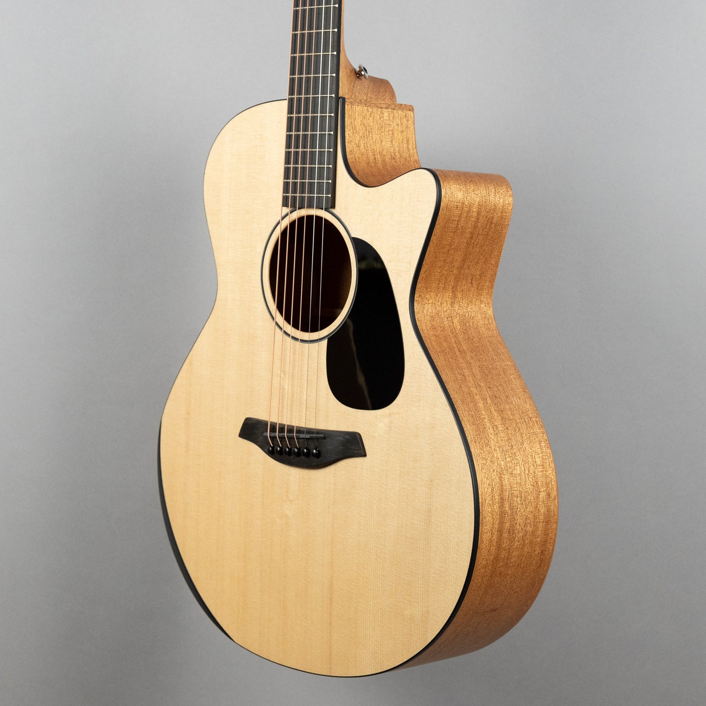 Furch Violet Deluxe Gc-SM, Sitka Spruce / Mahogany, (#1846)