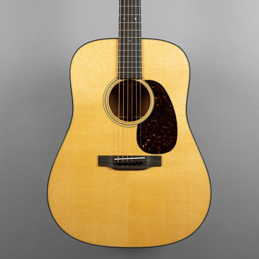 Martin D-18 Acoustic Guitar (SN2829502)
