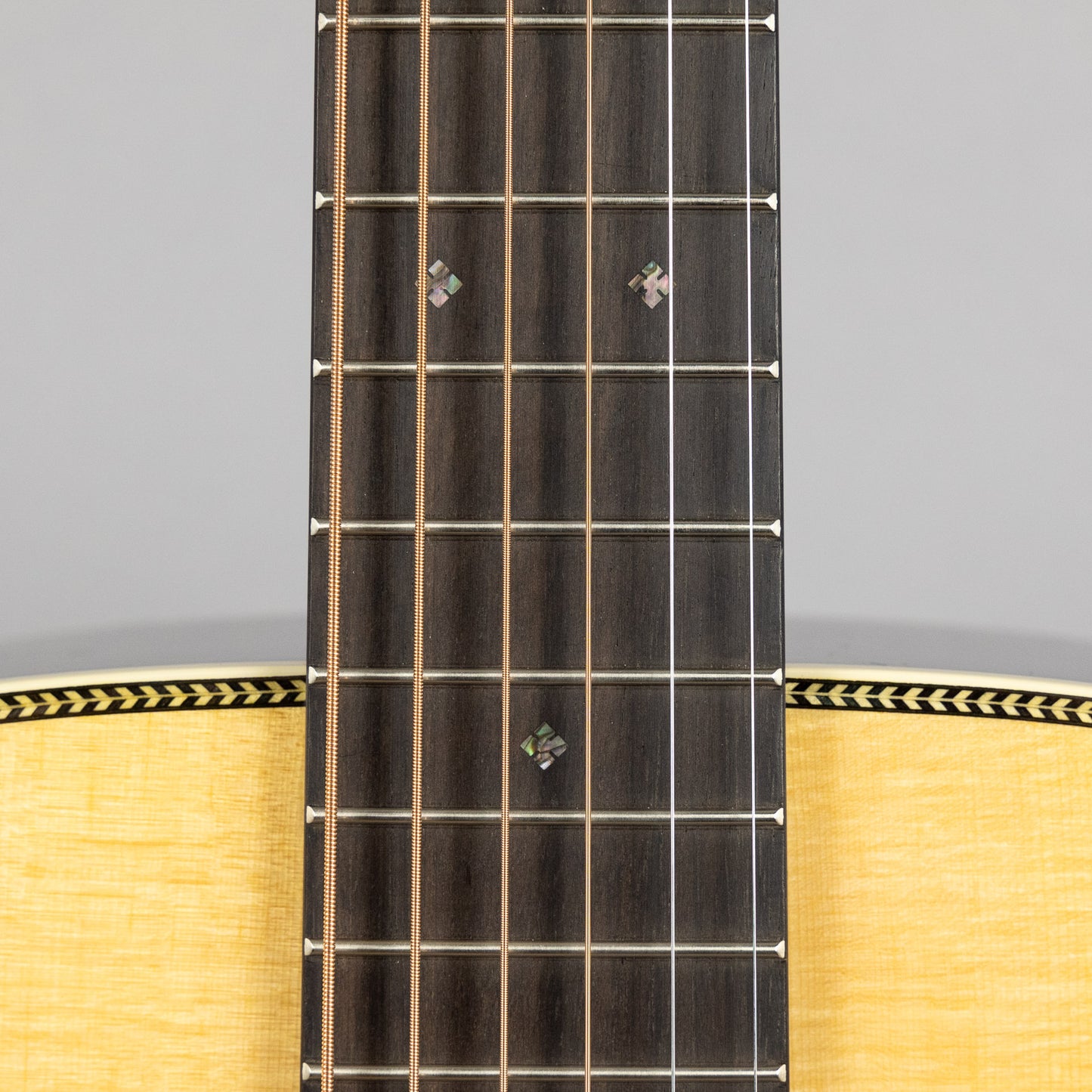 Martin HD-28 Acoustic Guitar (2855343)