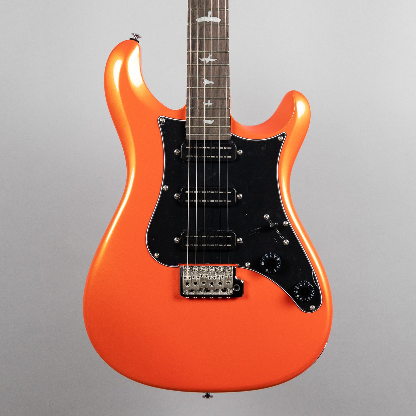 Paul Reed Smith SE NF3 in Metallic Orange (CTIG005973)