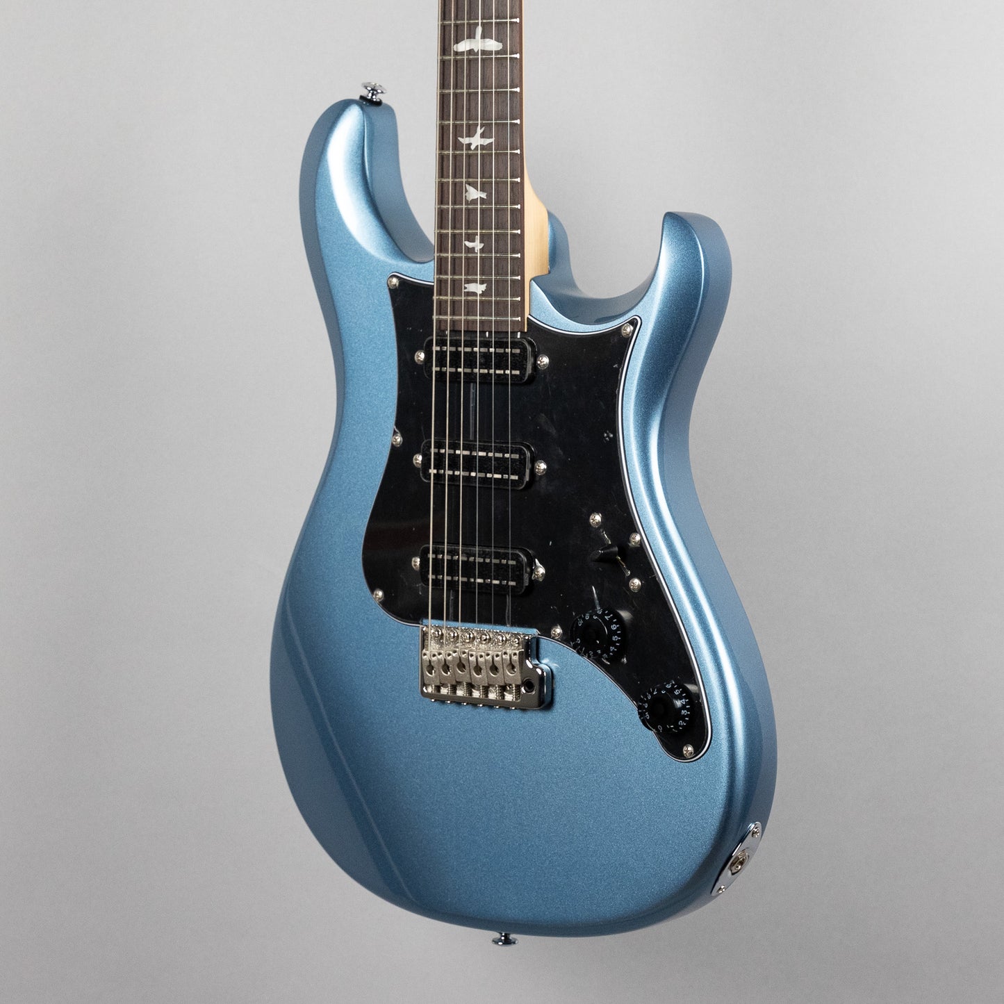 Paul Reed Smith SE NF3 in Ice Blue Metallic (CTIG006020)