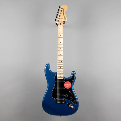 Squier Affinity Series Stratocaster in Lake Placid Blue