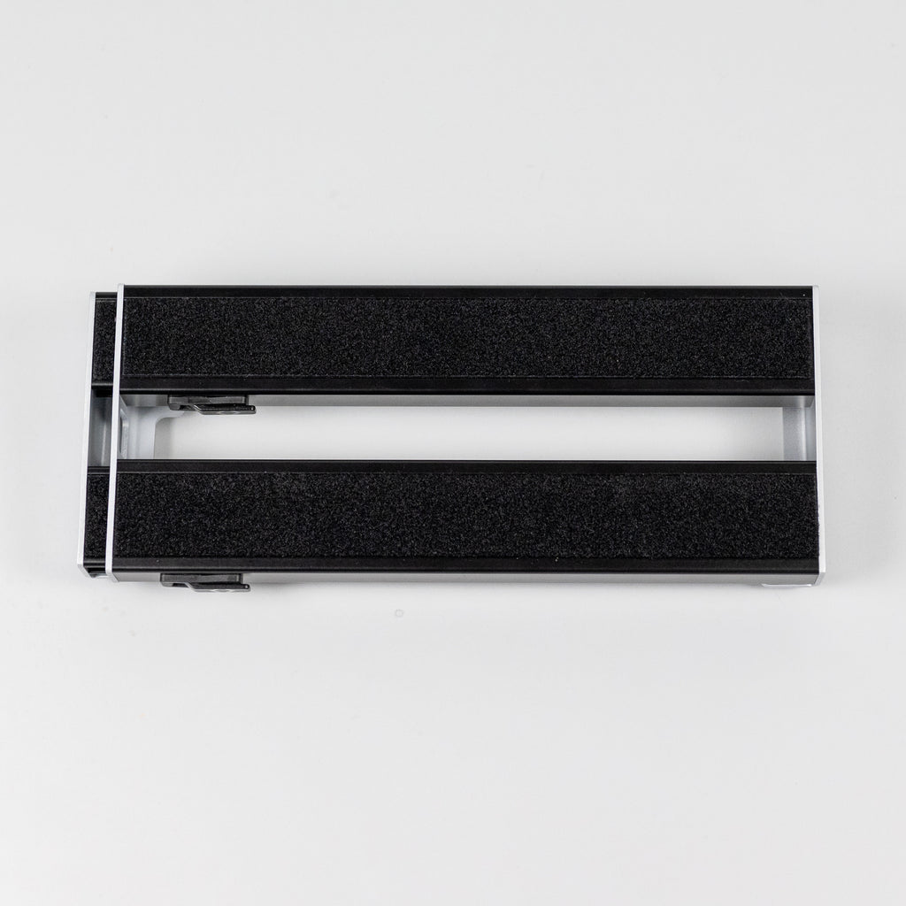 D'Addario XPND 1 Expanding Single Row Pedalboard