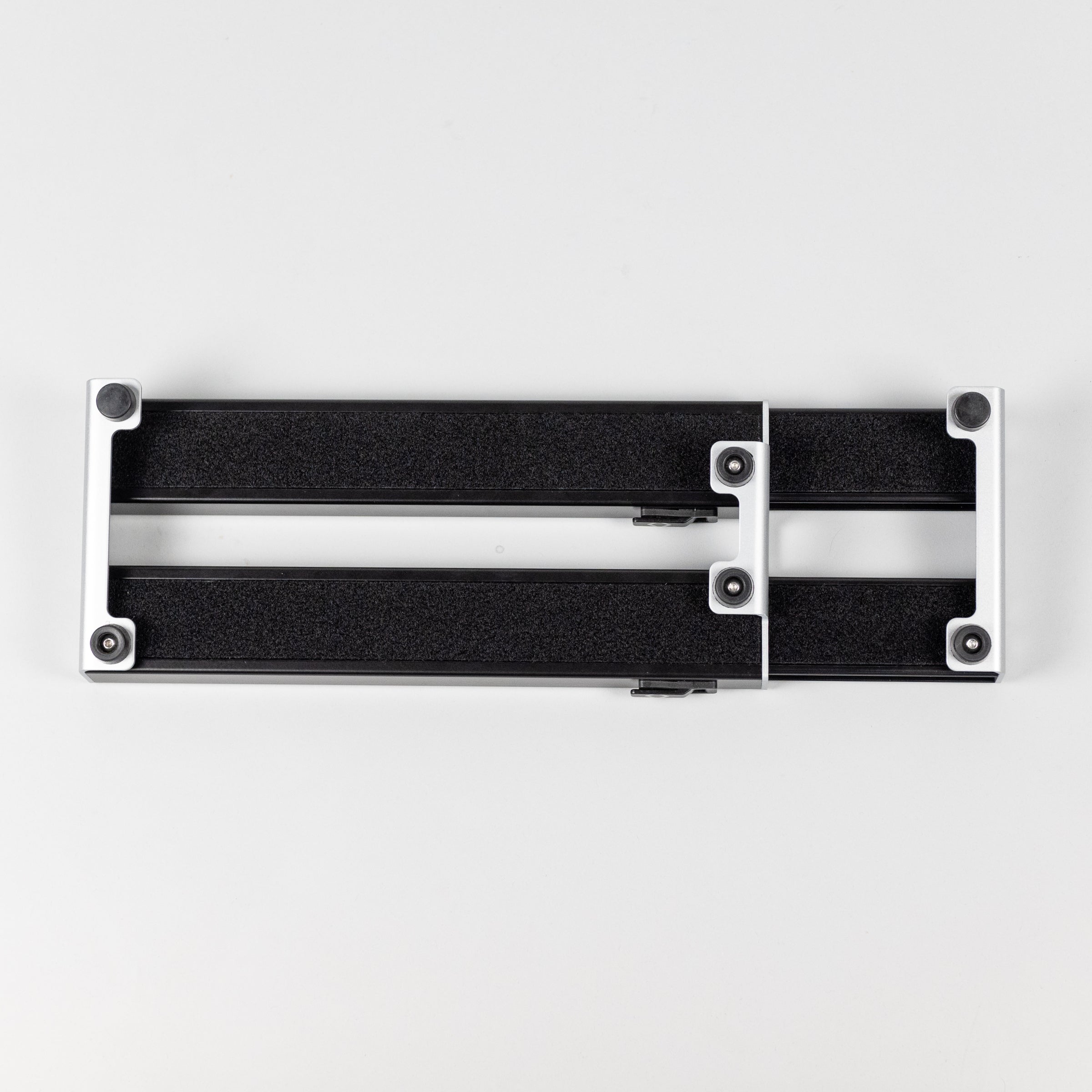 D'Addario XPND 1 Expanding Single Row Pedalboard